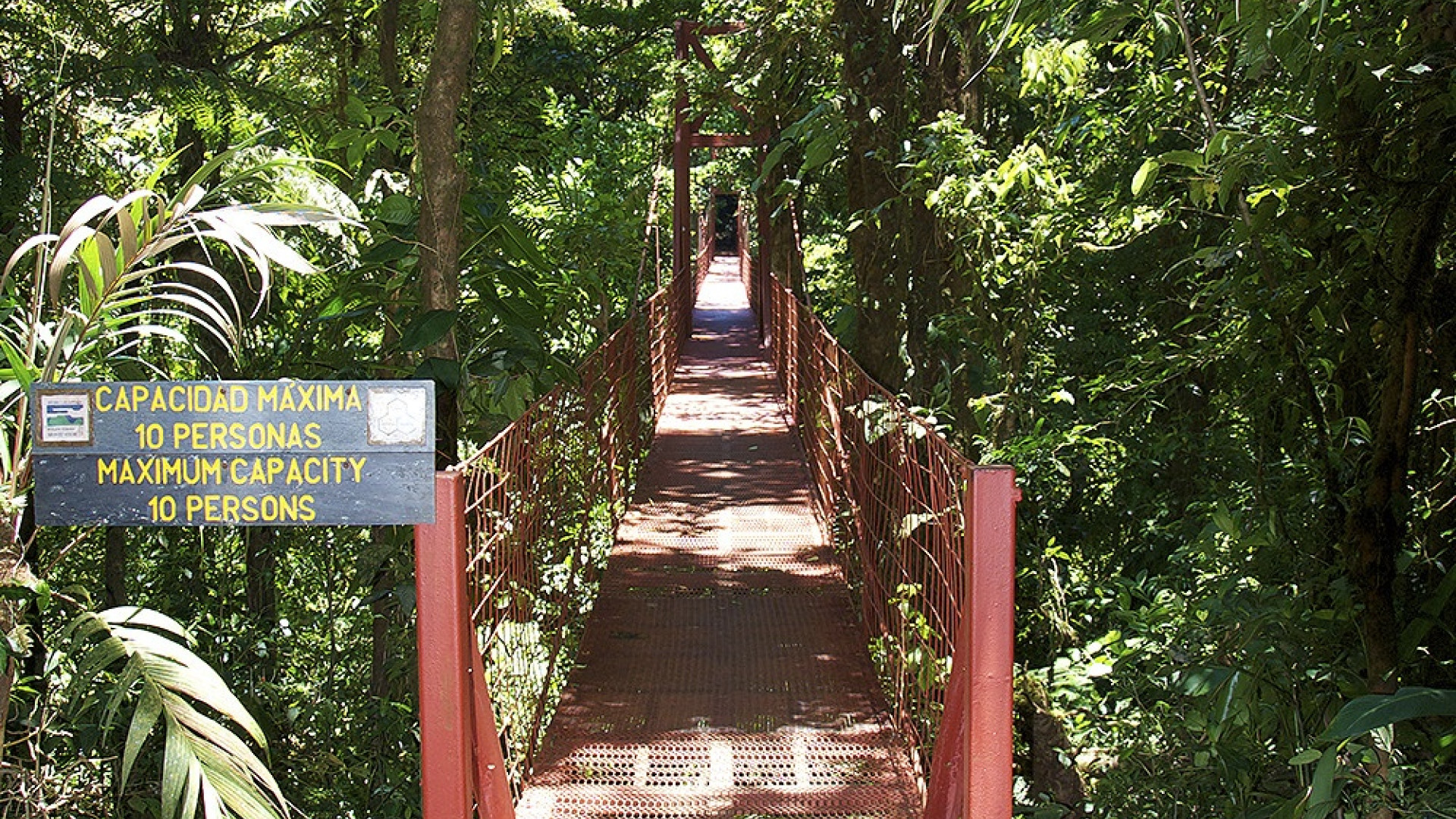 PORQUE DEVERÍAMOS SEGUIR O EXEMPLO DA COSTA RICA?